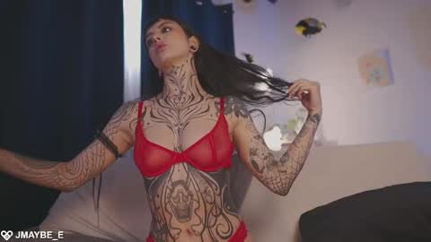 Snapshot of janne_maybe chatting on 02-03-26, 02:22 jmaybe e online show from 02-03-26, 02:22