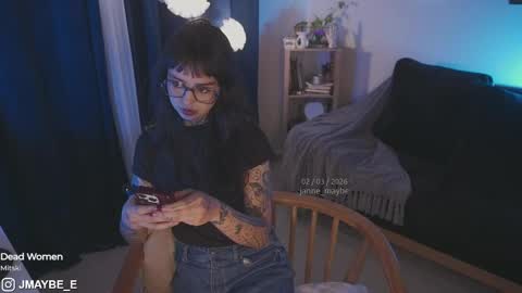 Snapshot of janne_maybe chatting on 03-02-26, 08:37 jmaybe e online show from 03-02-26, 08:37