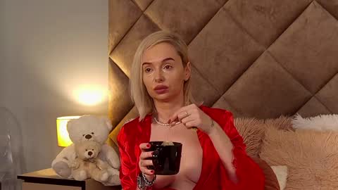 Snapshot of jaquelinemerlot chatting on 12-18-24, 07:04 jaquelinemerlot online show from 12-18-24, 07:04