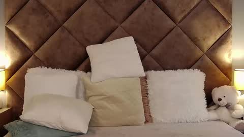 Snapshot of jaquelinemerlot chatting on 10-17-25, 06:27 jaquelinemerlot online show from 10-17-25, 06:27