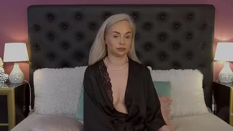 jaquelinemerlot online show from 04-21-26, 07:03