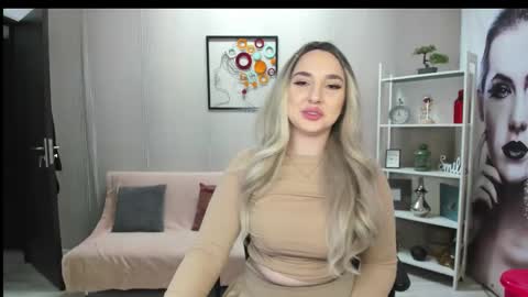 Snapshot of jaquelinlaurent chatting on 03-09-26, 09:41 JaquelinLaurent online show from 03-09-26, 09:41