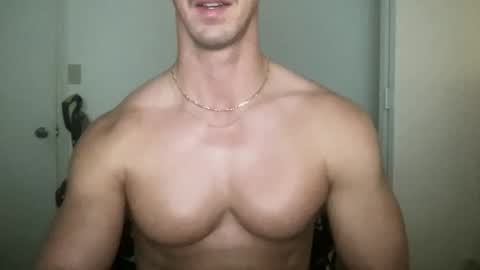 Snapshot of jared_cam chatting on 01-10-26, 01:46 jared_cam online show from 01-10-26, 01:46