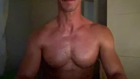 Snapshot of jared_cam chatting on 07-11-26, 10:07 jared_cam online show from 07-11-26, 10:07