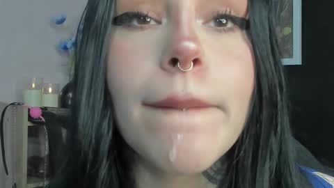 Snapshot of jas_miin chatting on 11-23-25, 01:49 Maria online show from 11-23-25, 01:49