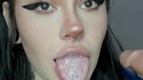 Snapshot of jas_miin chatting on 02-20-26, 02:30 Maria online show from 02-20-26, 02:30