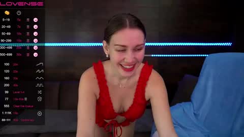 Snapshot of jasmin_james_ chatting on 12-25-24, 02:13 Jasmin online show from 12-25-24, 02:13