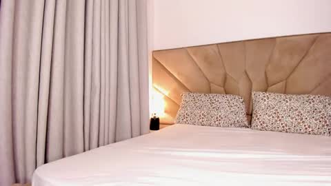 jasmin_melons online show from 11-06-25, 02:56