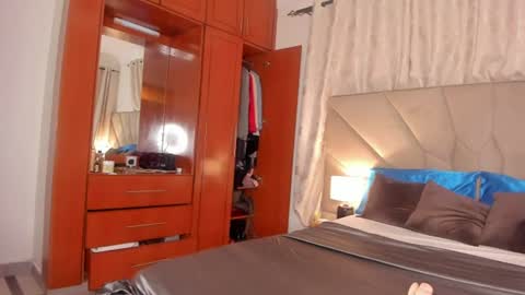 Snapshot of jasmin_melons chatting on 07-23-26, 03:48 jasmin_melons online show from 07-23-26, 03:48