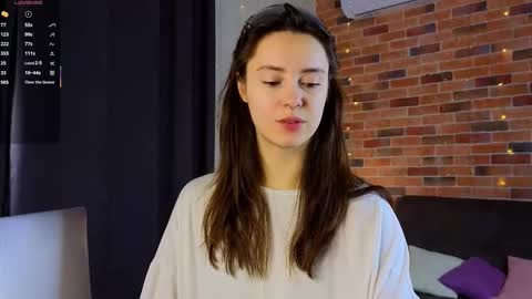 Chloe online show from 12-15-25, 06:28