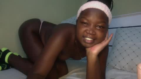 Snapshot of jasmine760 chatting on 07-27-26, 06:20 jasmine online show from 07-27-26, 06:20