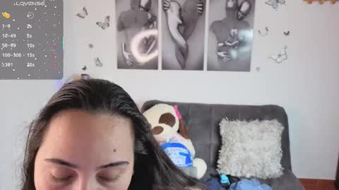 JASMINE  online show from 12-22-25, 03:42