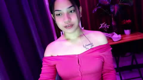 Snapshot of jasmine_arousal chatting on 05-19-26, 01:56 JASMINE online show from 05-19-26, 01:56