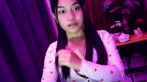 Snapshot of jasmine_arousal chatting on 06-01-26, 02:02 JASMINE online show from 06-01-26, 02:02