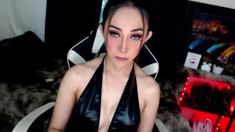 lavander  not for free show  online show from 01-31-25, 02:48