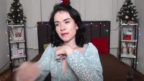 Snapshot of jasminekouch chatting on 12-22-24, 12:28 JasmineKouch online show from 12-22-24, 12:28