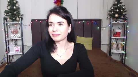 Snapshot of jasminekouch chatting on 12-23-24, 03:40 JasmineKouch online show from 12-23-24, 03:40
