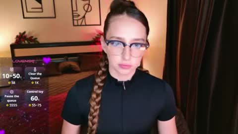 Snapshot of jasminelorens chatting on 07-15-26, 05:02 Jasmine online show from 07-15-26, 05:02