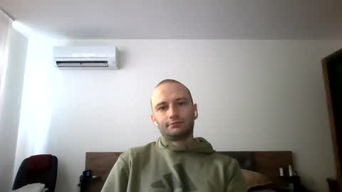 Snapshot of jason202229 chatting on 06-19-26, 05:01 Jasonfire online show from 06-19-26, 05:01