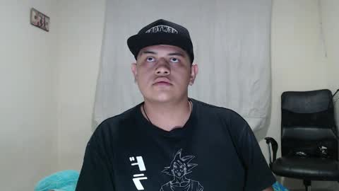 Snapshot of jason_boy_ chatting on 04-12-26, 05:23 jason_boy_ online show from 04-12-26, 05:23