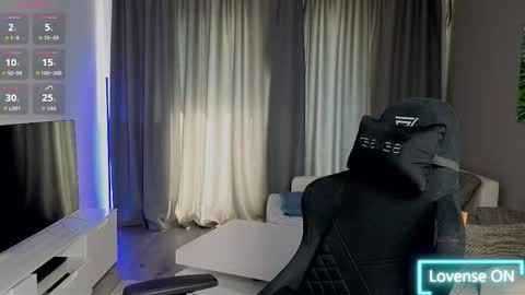 Snapshot of jasonblakes chatting on 02-19-26, 07:48 FOR CUSTOM VIDEOS DM online show from 02-19-26, 07:48