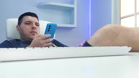 Snapshot of jasonjacks8 chatting on 09-18-25, 05:42 JasonJacks online show from 09-18-25, 05:42