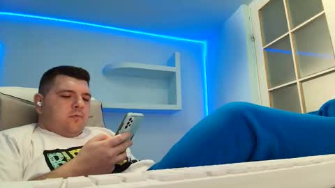 Snapshot of jasonjacks8 chatting on 11-18-25, 06:51 JasonJacks online show from 11-18-25, 06:51