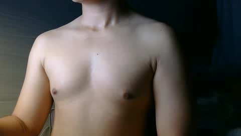 Snapshot of jasonnb25 chatting on 05-19-26, 02:45 jasonnb25 online show from 05-19-26, 02:45