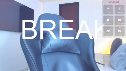 JBrooksXx online show from 11-09-25, 06:39