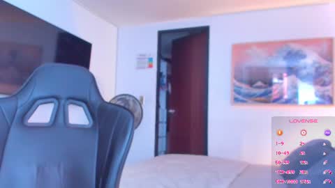 Snapshot of jasperbrooksx chatting on 07-18-26, 05:39 JBrooksXx online show from 07-18-26, 05:39