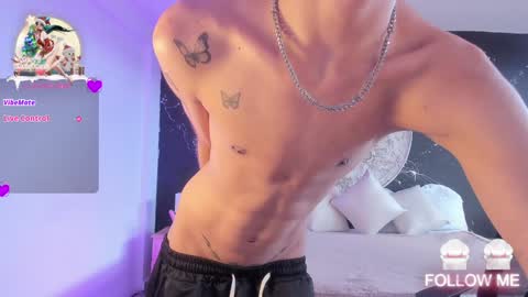 Snapshot of jaspercooper_ chatting on 12-31-24, 07:18 Jasper Cooper online show from 12-31-24, 07:18