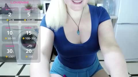 jassicaonline online show from 12-15-25, 09:41