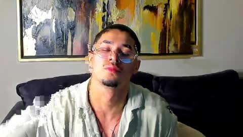 Snapshot of jasson_rodriguez69 chatting on 05-05-26, 04:09 Lil Dark online show from 05-05-26, 04:09