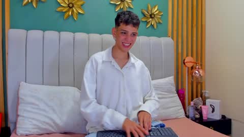 J A S S O N  online show from 12-21-24, 01:42