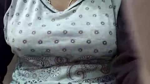 Snapshot of jasspreettt chatting on 11-18-25, 03:34 jasspreettt online show from 11-18-25, 03:34