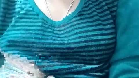 Snapshot of jasspreettt chatting on 11-28-25, 02:03 jasspreettt online show from 11-28-25, 02:03