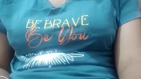 Snapshot of jasspreettt chatting on 03-12-26, 10:43 jasspreettt online show from 03-12-26, 10:43