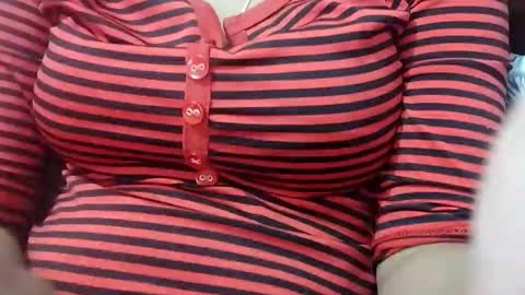 Snapshot of jasspreettt chatting on 03-21-26, 10:42 jasspreettt online show from 03-21-26, 10:42