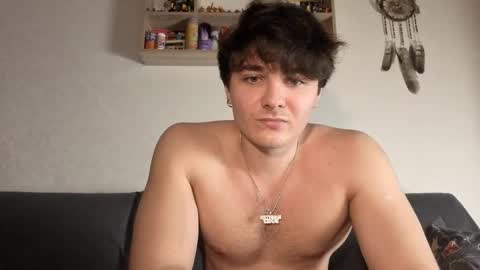Snapshot of jastinpet chatting on 10-15-25, 08:20 jastinpet online show from 10-15-25, 08:20