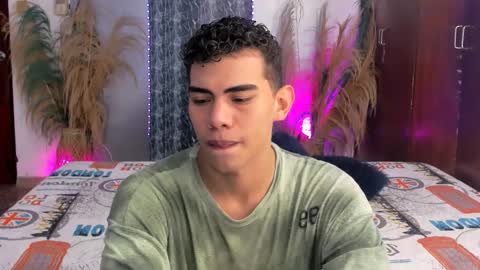 javi15  online show from 12-15-25, 06:56