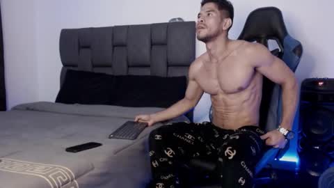 Javier online show from 02-11-25, 10:15