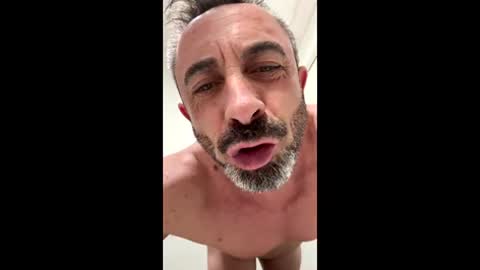 Snapshot of javiercerrob chatting on 02-20-26, 11:54 javiercerrob online show from 02-20-26, 11:54