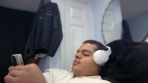 Snapshot of javiricorich chatting on 01-08-26, 02:25 javiSdick online show from 01-08-26, 02:25