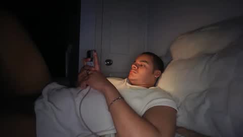 Snapshot of javiricorich chatting on 01-17-26, 10:42 javiSdick online show from 01-17-26, 10:42