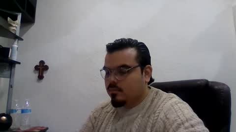 Snapshot of javirmxxs chatting on 02-24-26, 06:28 Javi online show from 02-24-26, 06:28