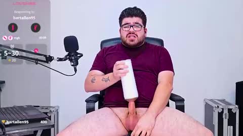 Snapshot of jax_luna chatting on 01-18-25, 06:45 Jax Luna online show from 01-18-25, 06:45