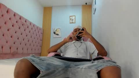 jax_maliq online show from 11-18-25, 01:11