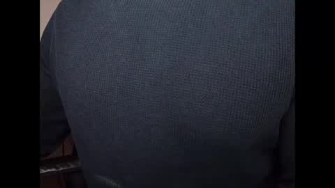 jaxjohnson12 online show from 10-28-25, 03:21