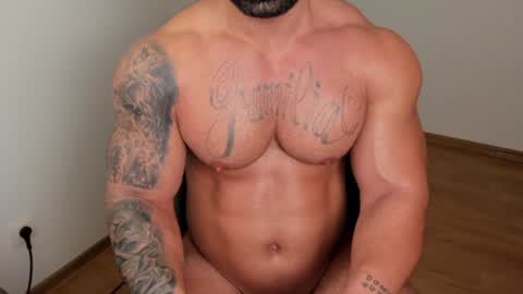 Snapshot of jaxonhunk chatting on 12-22-24, 01:34 JaxonHunk online show from 12-22-24, 01:34