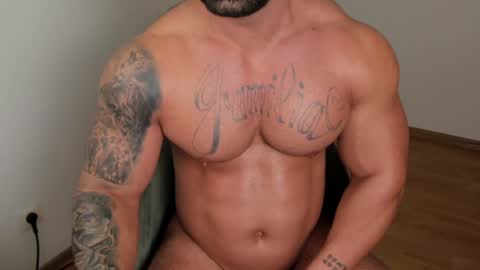 Snapshot of jaxonhunk chatting on 01-16-25, 04:28 JaxonHunk online show from 01-16-25, 04:28